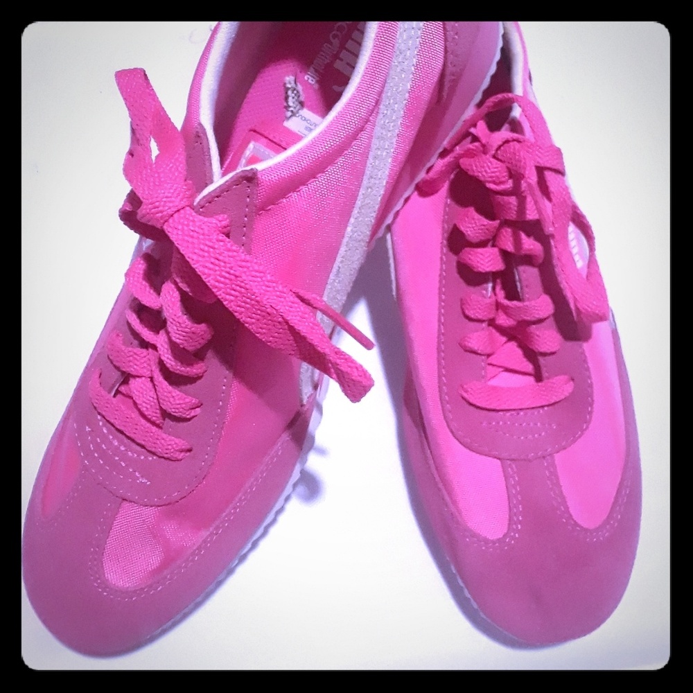 Puma size 9 shoes